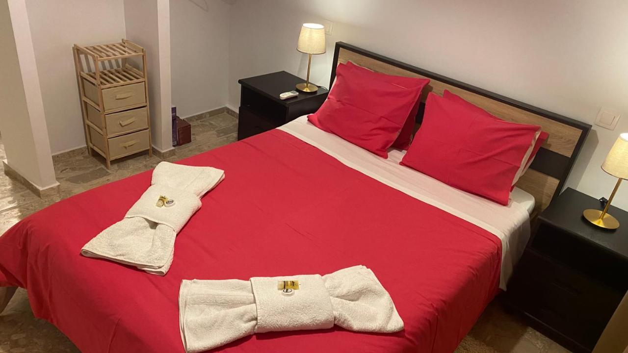 Patras Golden Suite Екстер'єр фото