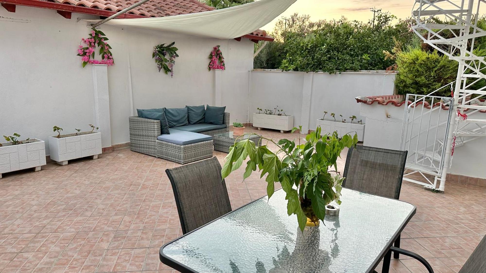 Patras Golden Suite Екстер'єр фото